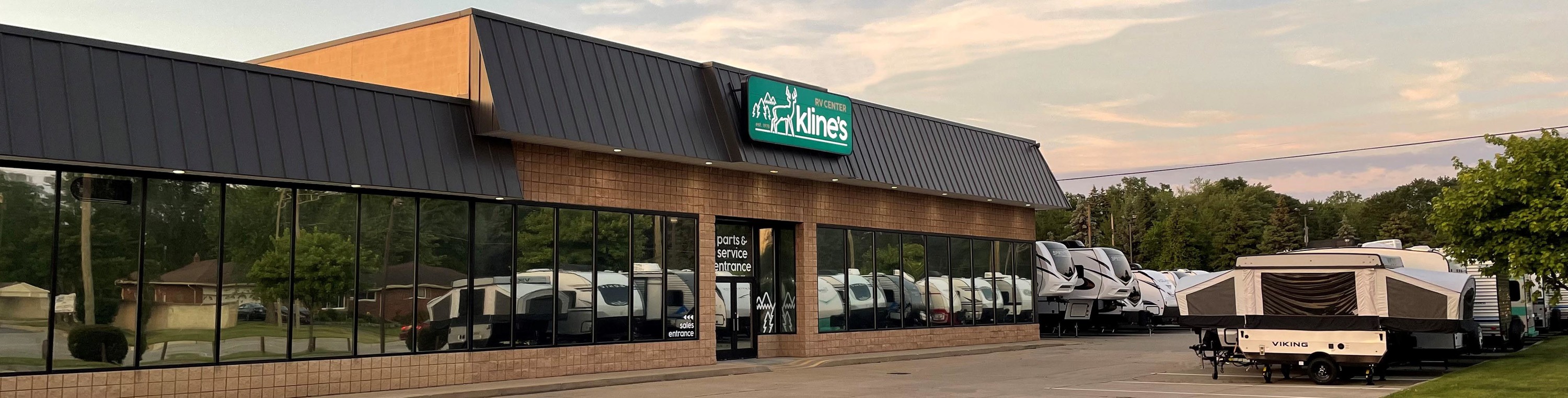 Storefront of Kline's RV Center dealership in Warren, MI.